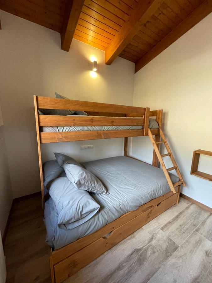 Casa De Les Escoles, Espinalbet - Alberga Castellar del Riu Экстерьер фото