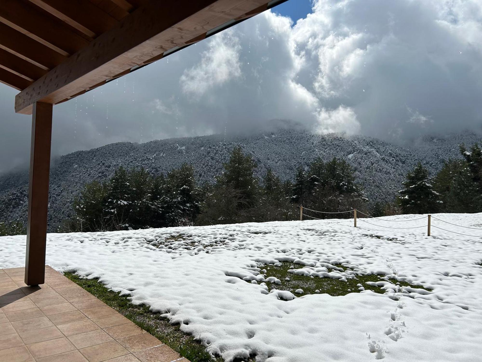 Casa De Les Escoles, Espinalbet - Alberga Castellar del Riu Экстерьер фото